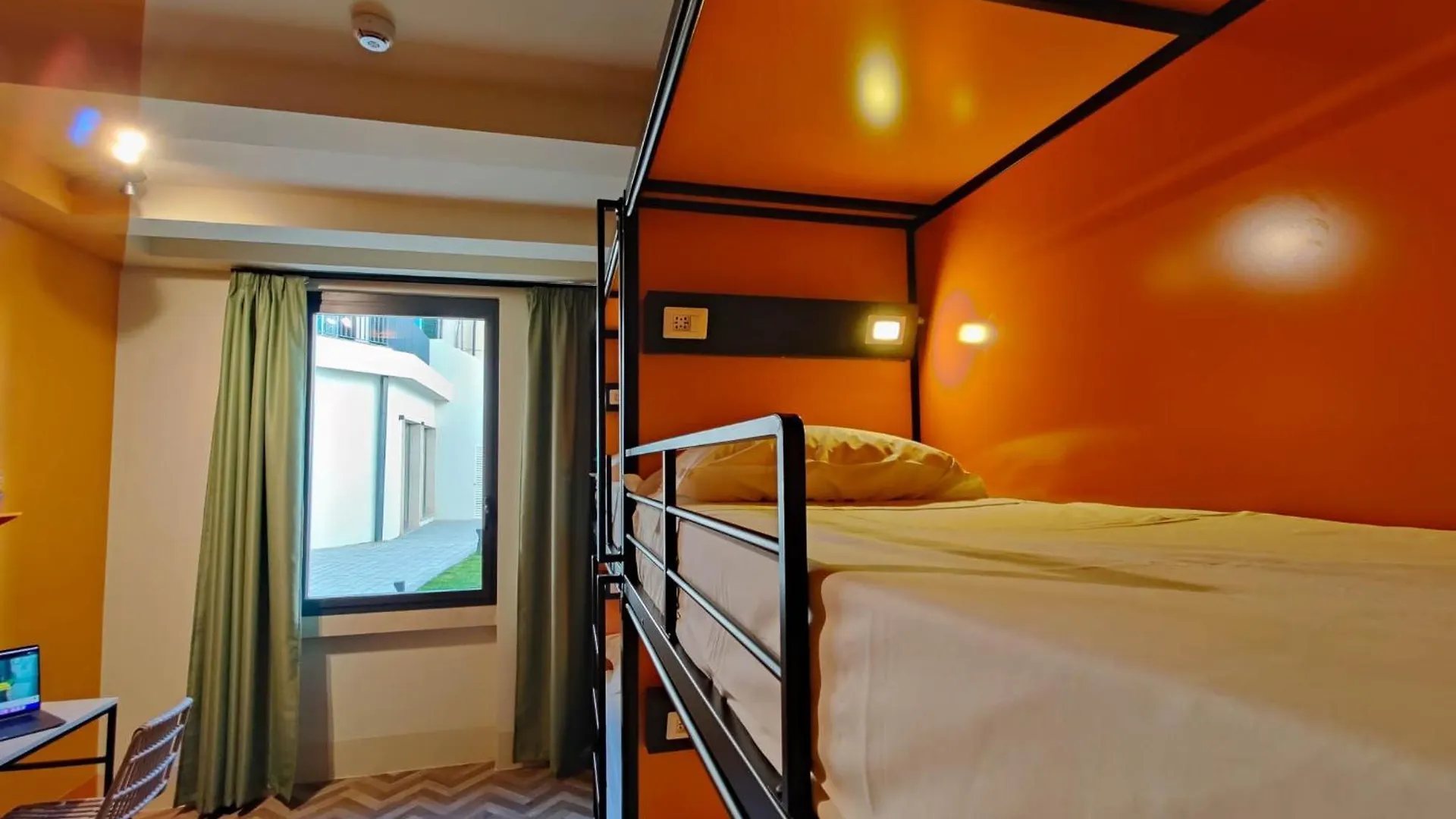 Yellowsquare Florence Hostel